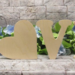 Free standing letters that spell LOVE with the O in the shape of a heart.