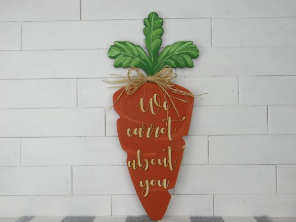 Wooden Carrot Door Hanger