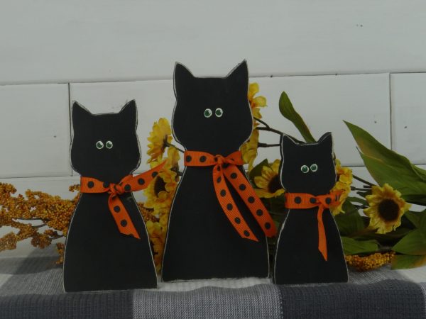 Wooden Sitting Cat Cutouts