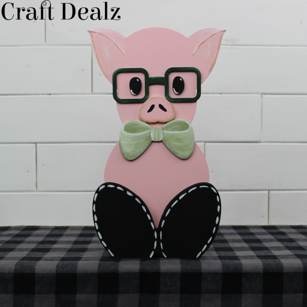 Wood Sitting Pig Cutout