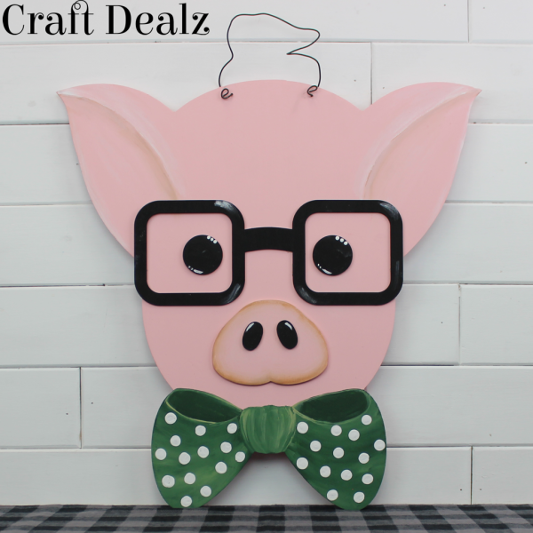 Wooden Pig with glasses Cutout