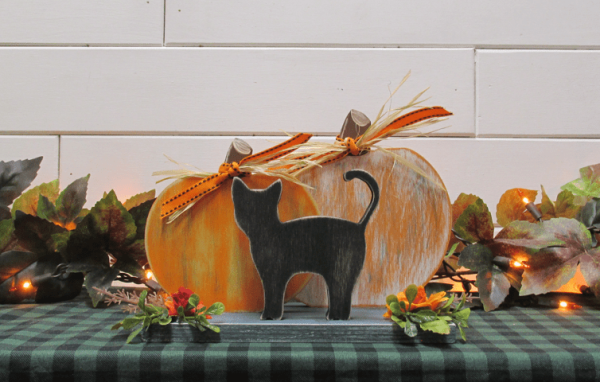 Wooden Cat with Pumpkins and base